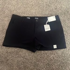 Black twill shorts - size 16 - NWT